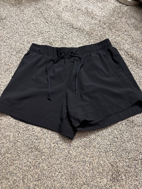 CALIA by Carrie Underwood Pants - CALIA By Carrie Underwood Shorts (5”) size medium